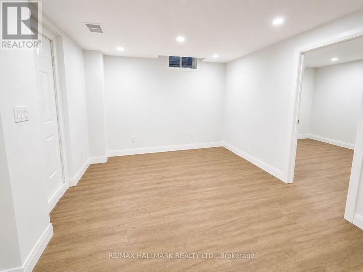 Property Photo:  120 Squire Drive Bsmt  ON L4S 1C8 