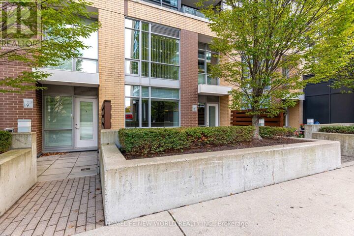 Property Photo:  19 Singer Court Th2  ON M2K 0B2 