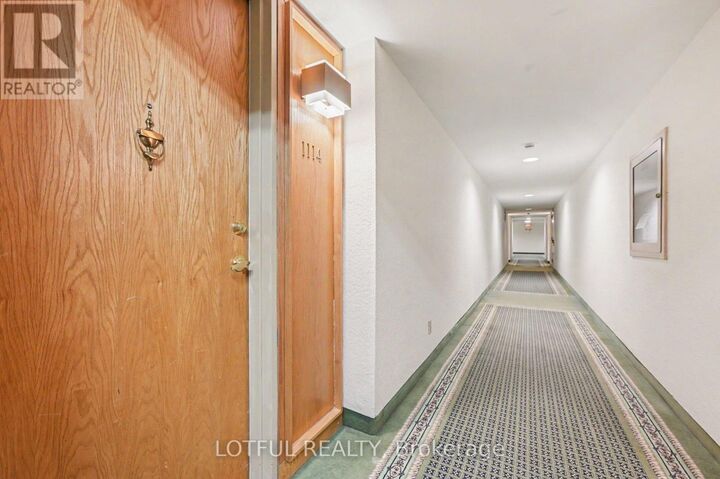 Property Photo:  2871 Richmond Road 1114  ON K2B 8M5 