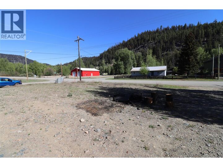 Property Photo:  1881 Main Street  BC V0X 1G0 