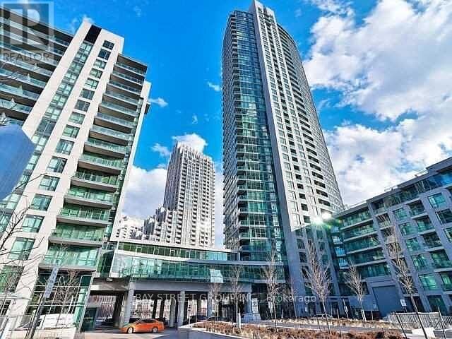 Property Photo:  215 Fort York Boulevard 1711  ON M5V 4A2 