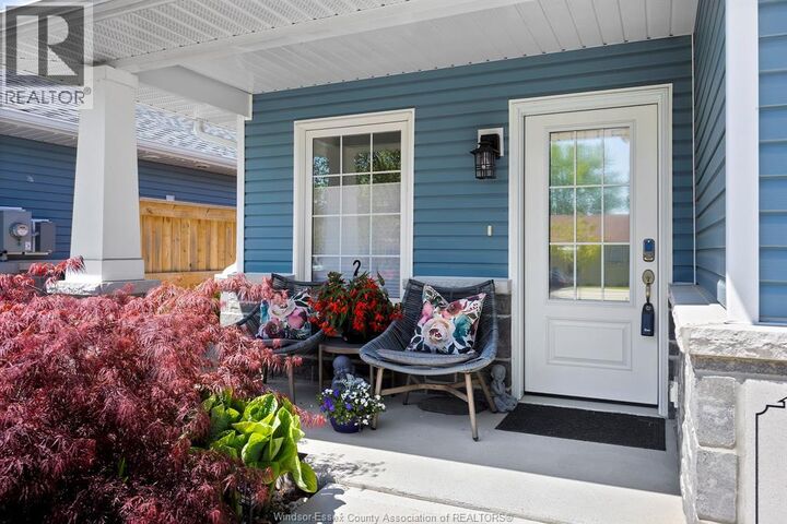 Property Photo:  117 Arthur Street North  ON N0R 1G0 
