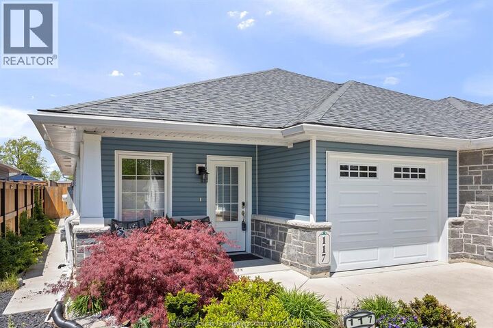 Property Photo:  117 Arthur Street North  ON N0R 1G0 