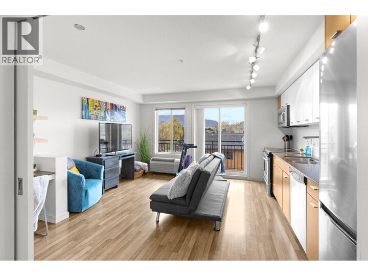 Property Photo:  1550 Dickson Avenue 316  BC V1Y 4B7 