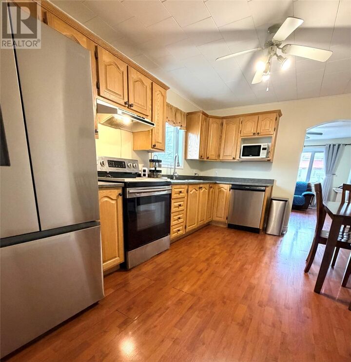 Property Photo:  156 Grenfell Heights  NL A2A 2J2 