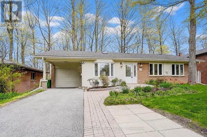 Property Photo:  39 Sagebrush Lane  ON M3A 1X4 
