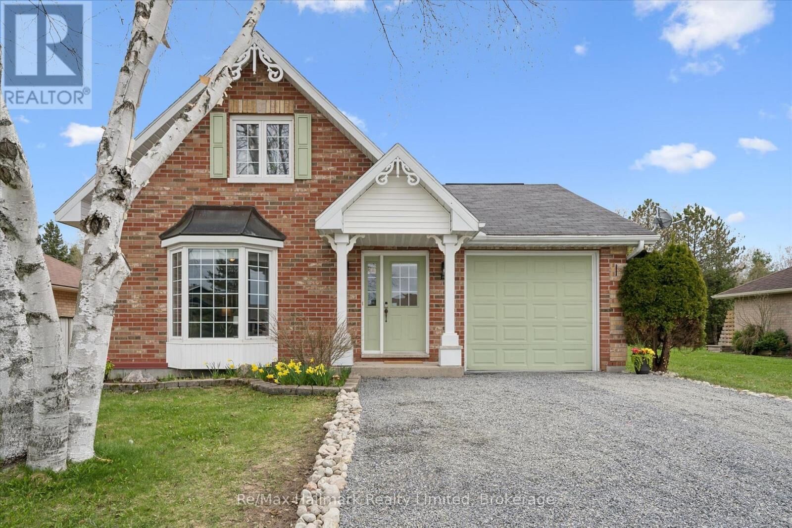 Property Photo:  139 Milton Street  ON P1L 2G4 