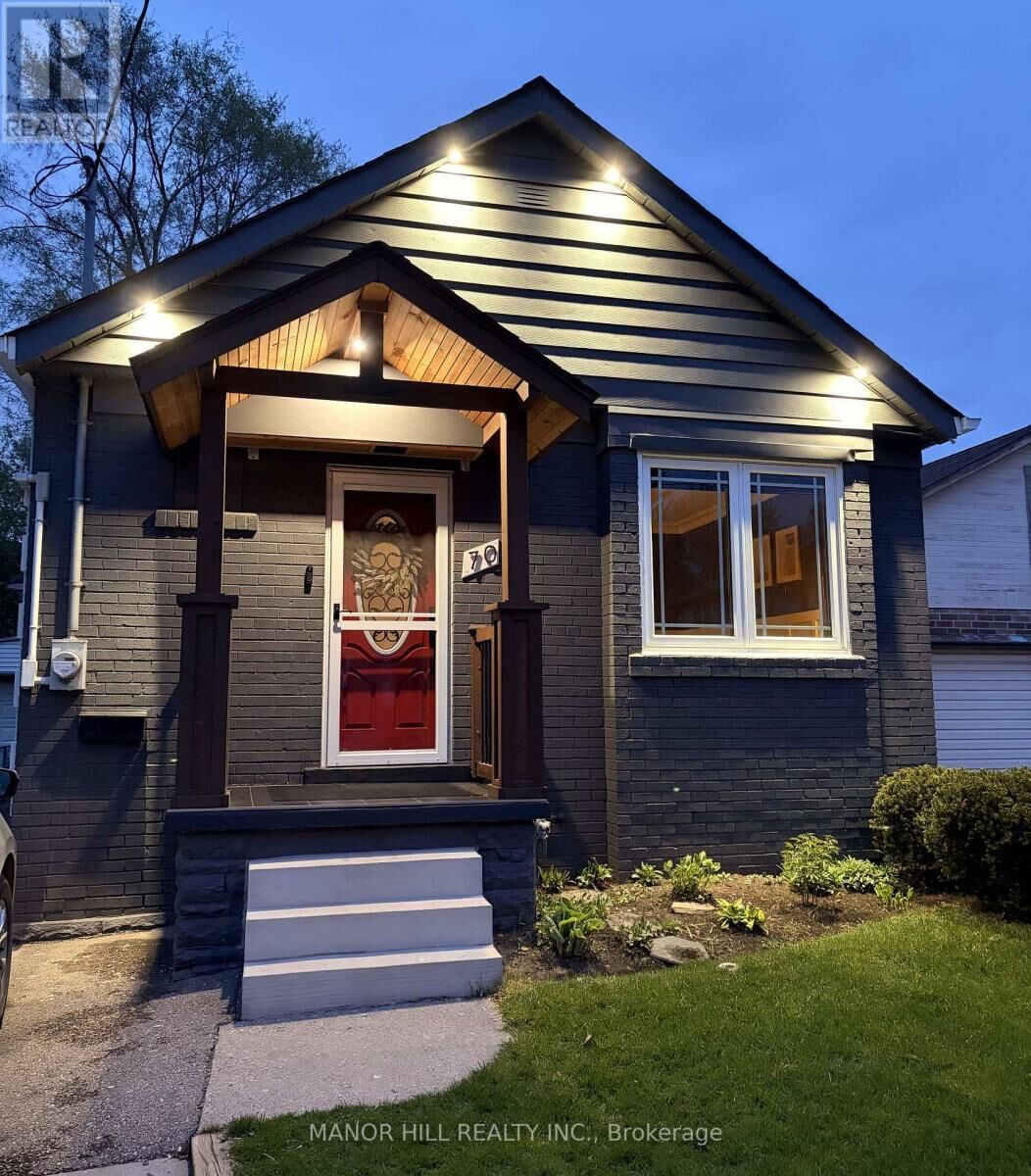 Property Photo:  70 Bernice Crescent  ON M6N 1X2 
