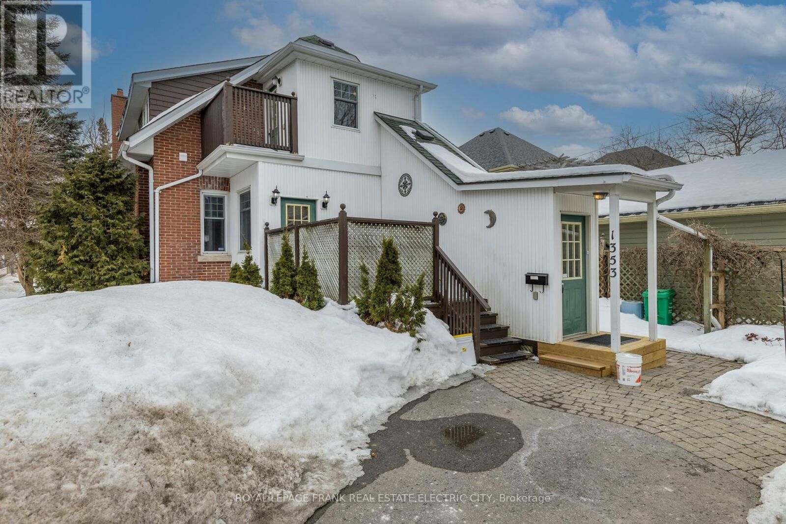 Property Photo:  1353 Monaghan Road  ON K9J 5M2 