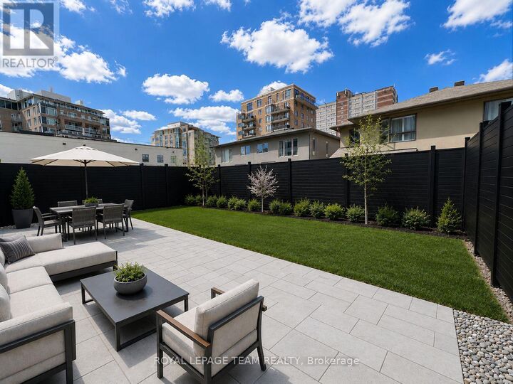 Property Photo:  398 Roosevelt Avenue 105  ON K2A 1Z3 