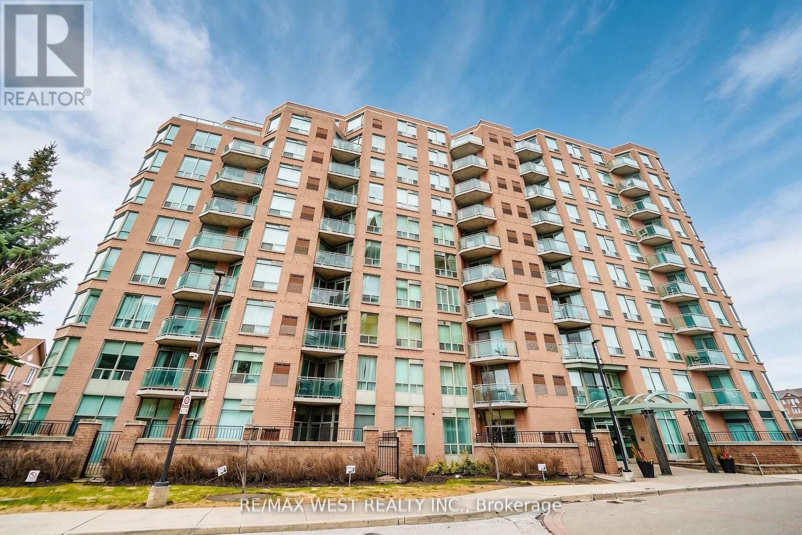 Property Photo:  190 Manitoba Street 309  ON M8Y 3Y8 