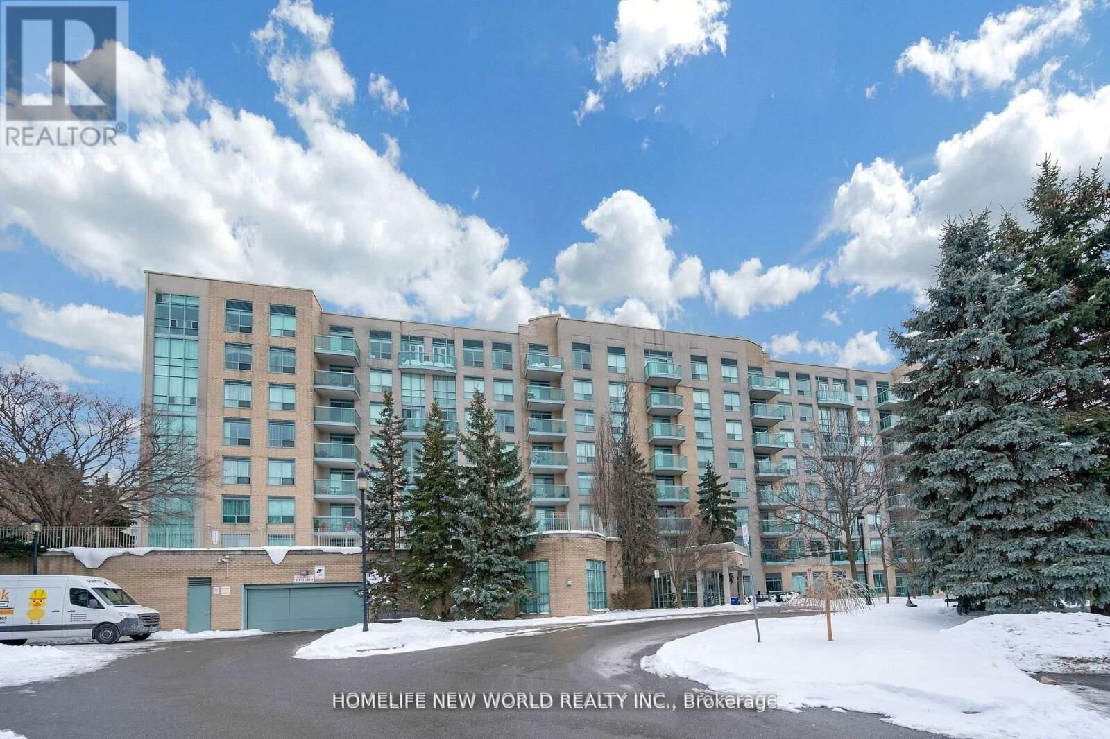 Property Photo:  3 Ellesmere Street 105  ON L4B 4N2 