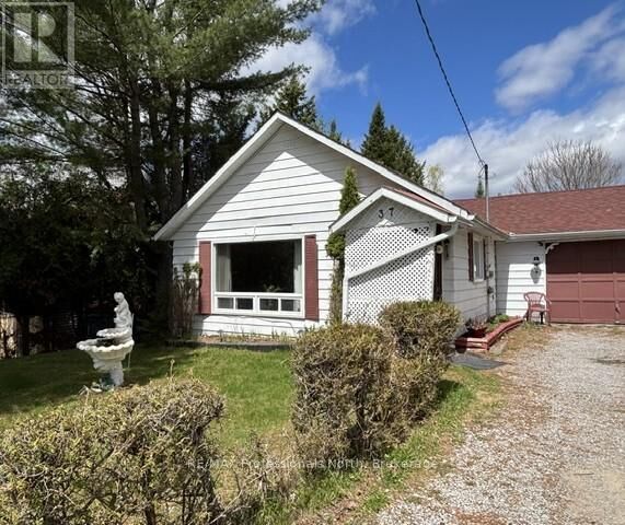 Property Photo:  37 Prince Street  ON K0M 2K0 
