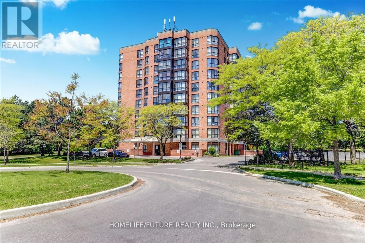 Property Photo:  8 Silver Bell Grove 909  ON M1B 4Z3 
