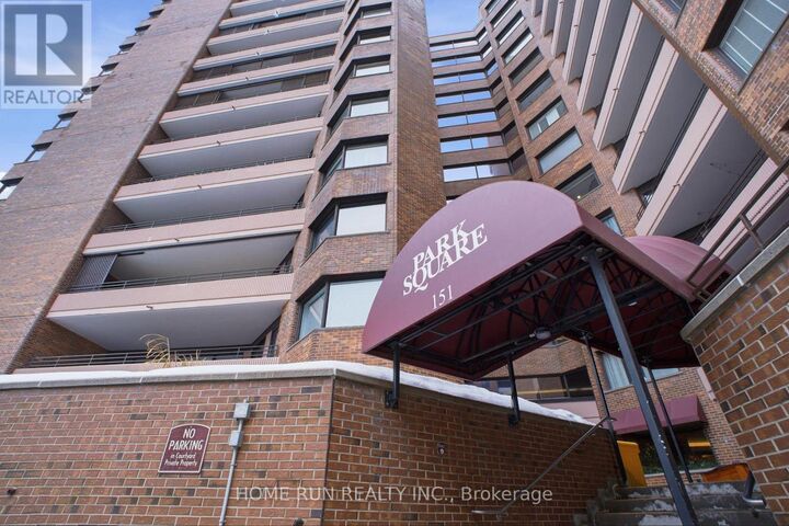 Property Photo:  151 Bay Street 104  ON K1R 7T2 