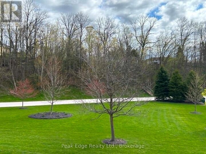 Property Photo:  125 William Street North 208  ON N0G 2V0 