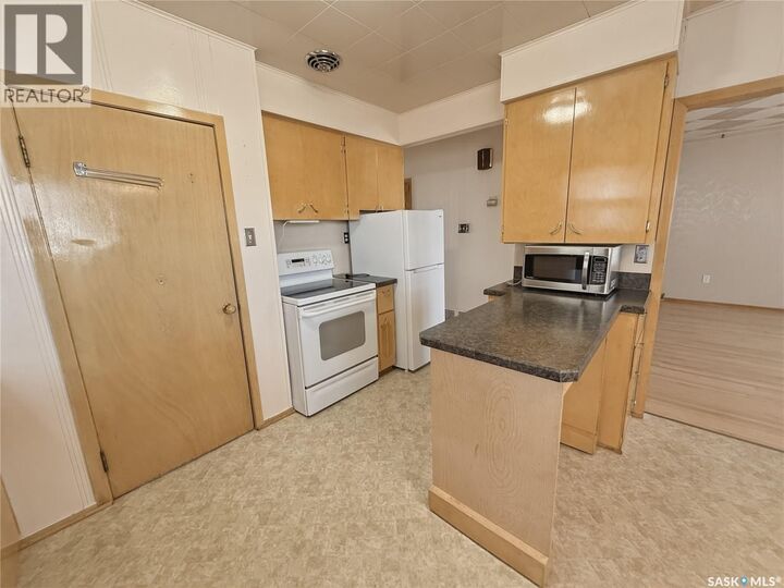 Property Photo:  316 Dennis Street  SK S0H 2A0 