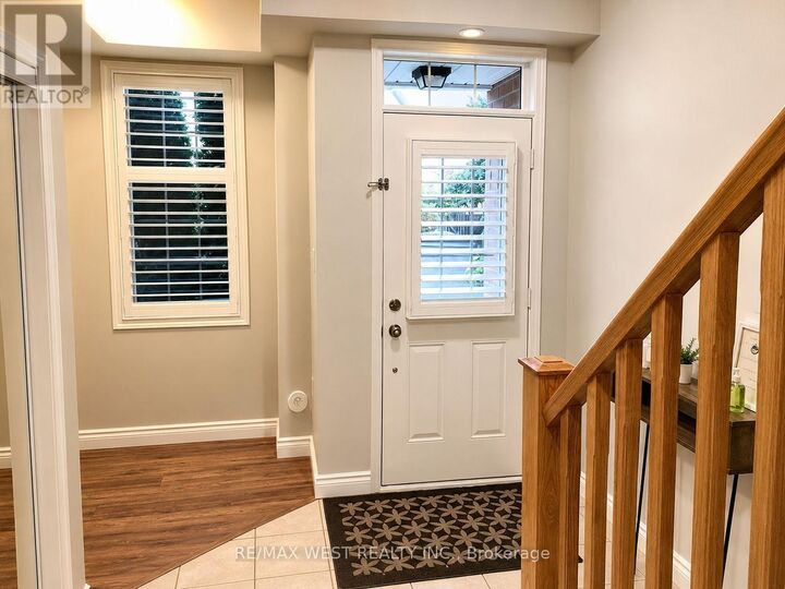 Property Photo:  2614 Dashwood Drive 5  ON L6M 0K5 