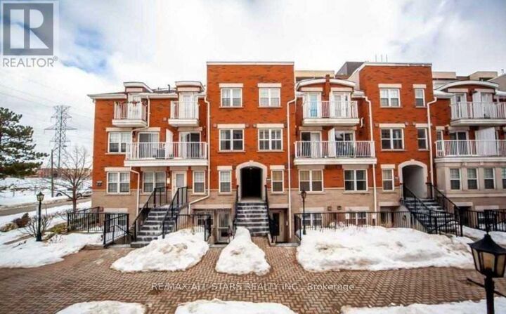 Property Photo:  37 Four Winds Drive 105  ON M3J 1K7 