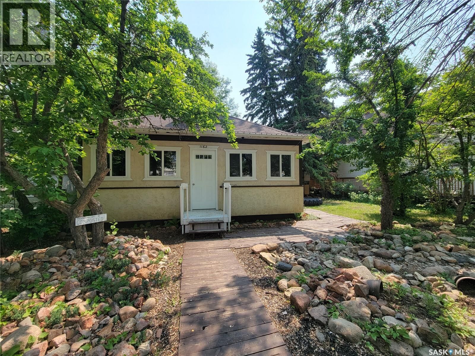 Property Photo:  1162 104th Street  SK S9A 1N6 