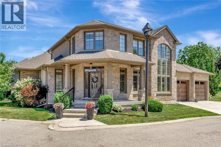 Property Photo:  158 Willow Street 23  ON N3L 0C5 