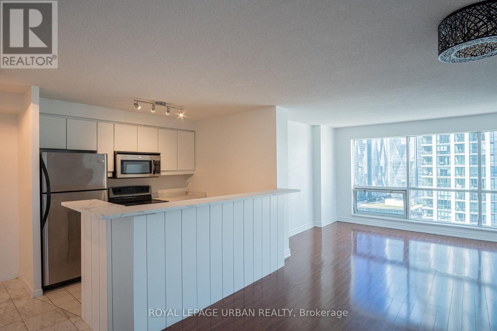 Property Photo:  10 Yonge Street 2607  ON M5E 1R4 