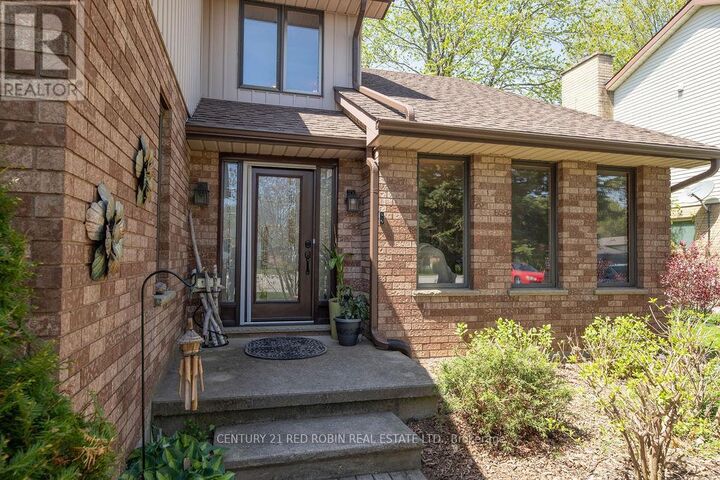 Property Photo:  110 Roe Street  ON N0L 1N0 