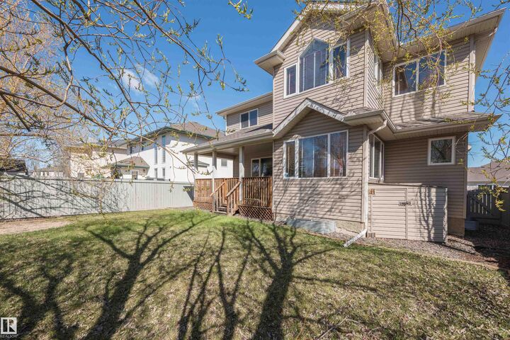 Property Photo:  1145 Lincoln Crescent NW  AB T6R 3B2 