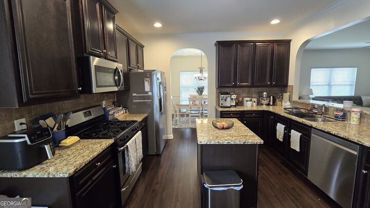 Property Photo: 14 Madrid # Avenue GA 30263