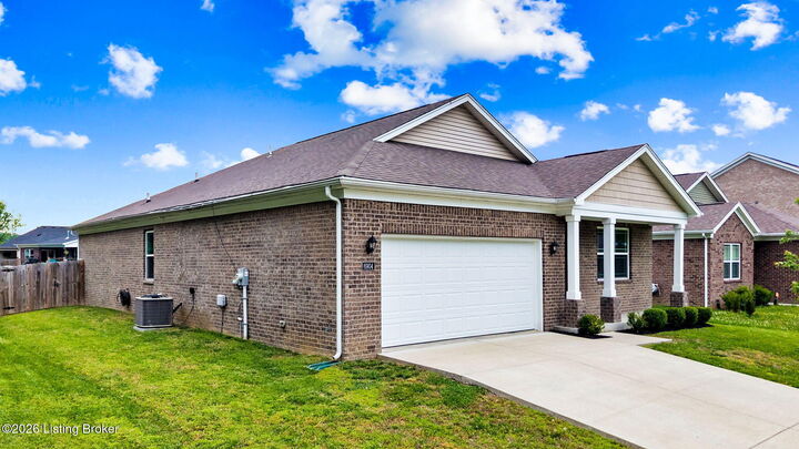 Property Photo:  6904 Train Station Way  KY 40272 