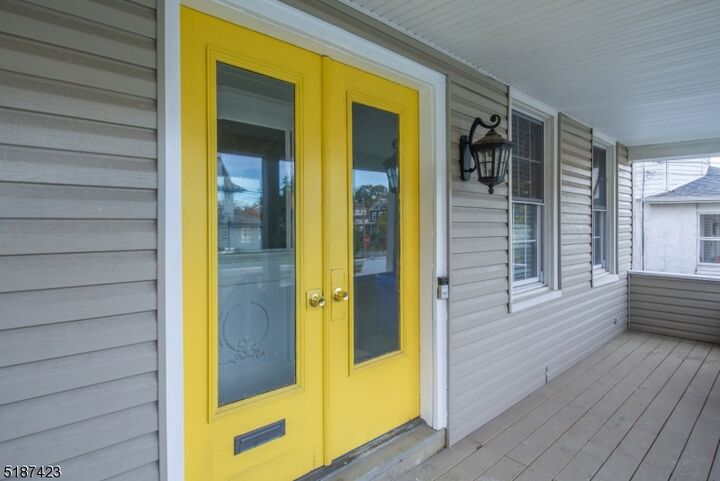 Property Photo:  14 Grove Ter 2  NJ 07042 