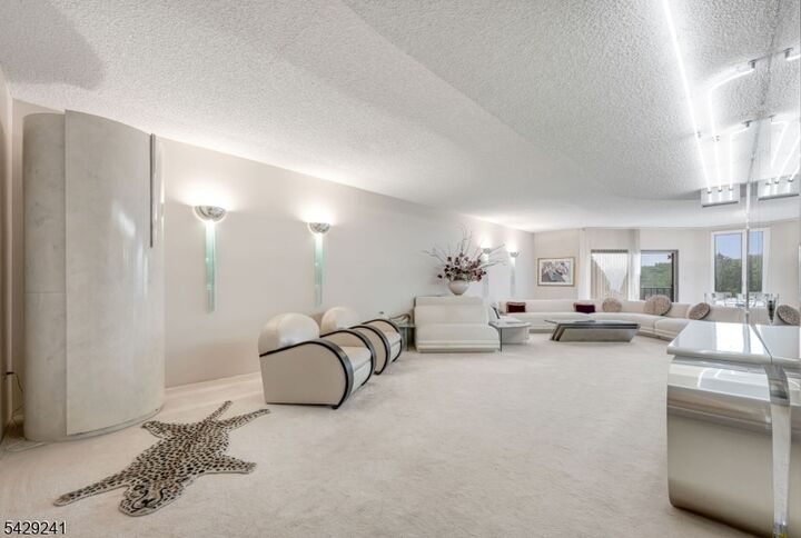 Property Photo:  1360 Hamburg Tpke 409  NJ 07470 