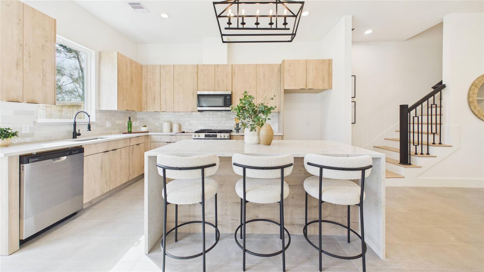 Property Photo: 6058 Cebra Road TX 77091