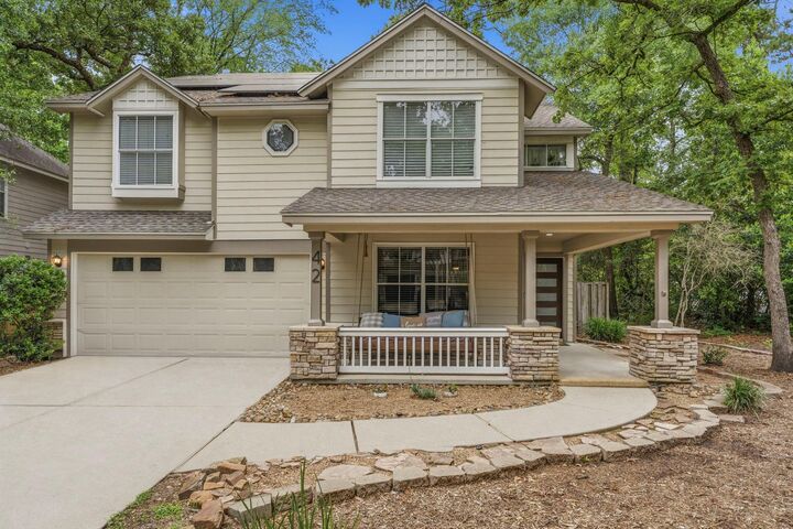 Property Photo:  42 W Gaslight Place  TX 77382 