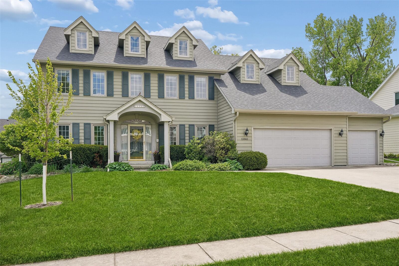 Property Photo:  12862 Hazelwood Drive  IA 50325 