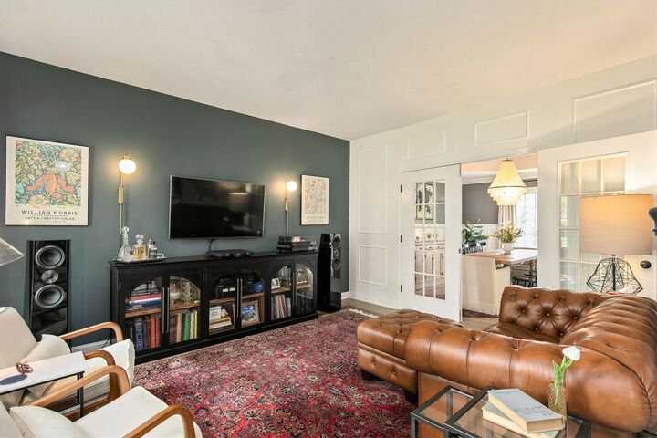 Property Photo:  8120 Wellington Boulevard  IA 50131 