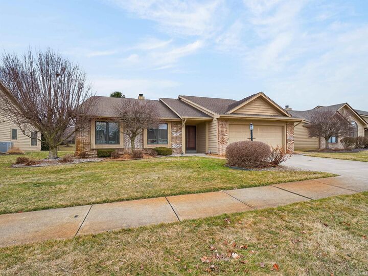 Property Photo:  1122 Packard Place  IN 46706 