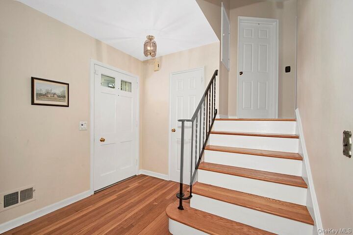 Property Photo:  1 Kirby Place  NY 10604 