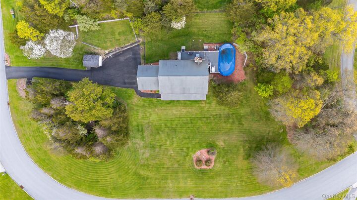Property Photo:  58 Nancy Lane  NY 10918 