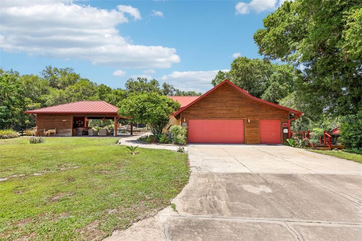 Property Photo:  35841 Timbertop Lane  FL 34731 