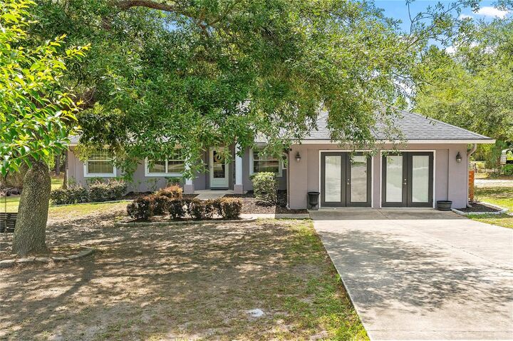 Property Photo: 39600 Greenbrier Street FL 32736
