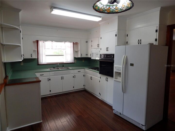 Property Photo:  12422 E SR 18  FL 32054 