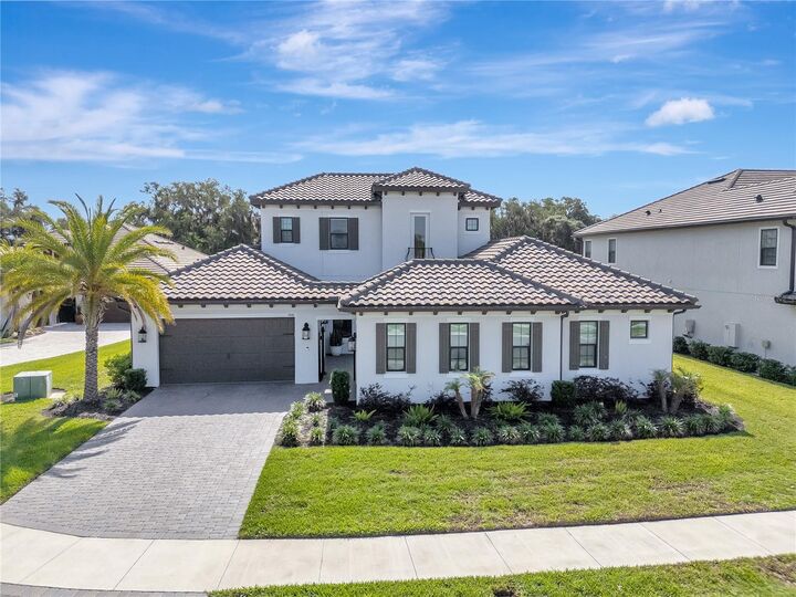 Property Photo:  2686 Meander Cove  FL 33543 