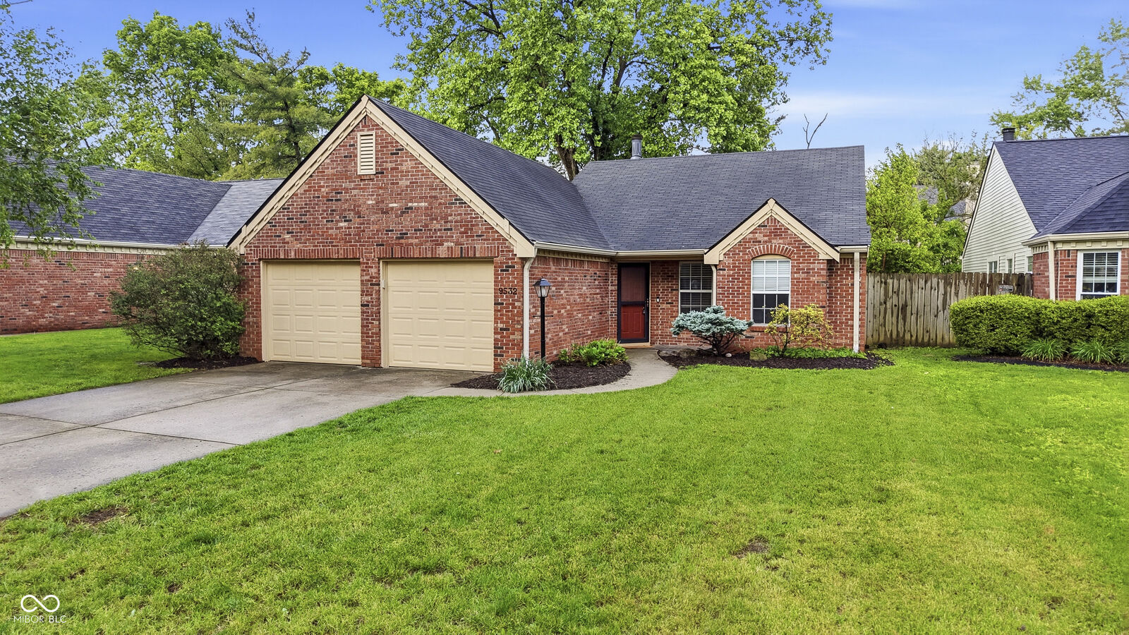 Property Photo:  9532 Settlement Drive W  IN 46250 