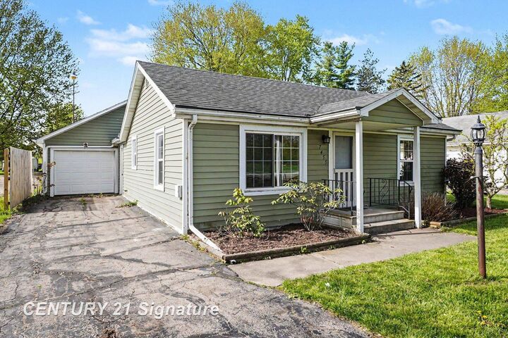 Property Photo:  7455 Swan Creek Road  MI 48603 