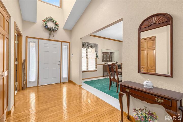 Property Photo:  237 W Waters Edge Drive  IL 62221 