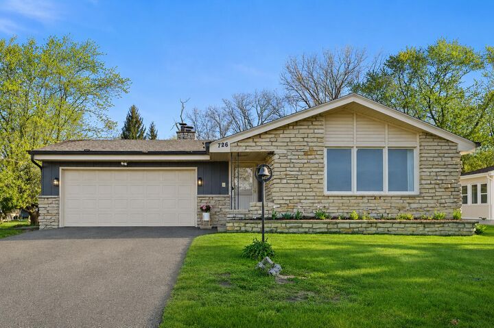 Property Photo:  726 Royal Park Rd  WI 53402 