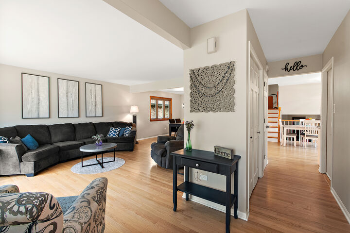 Property Photo:  8019 Prairie Court  IL 60477 