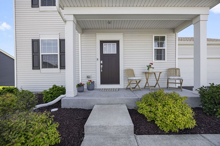 Property Photo:  1370 Highbrook Avenue  IL 60140 