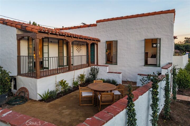 Property Photo:  34262 Via Velez B  CA 92624 
